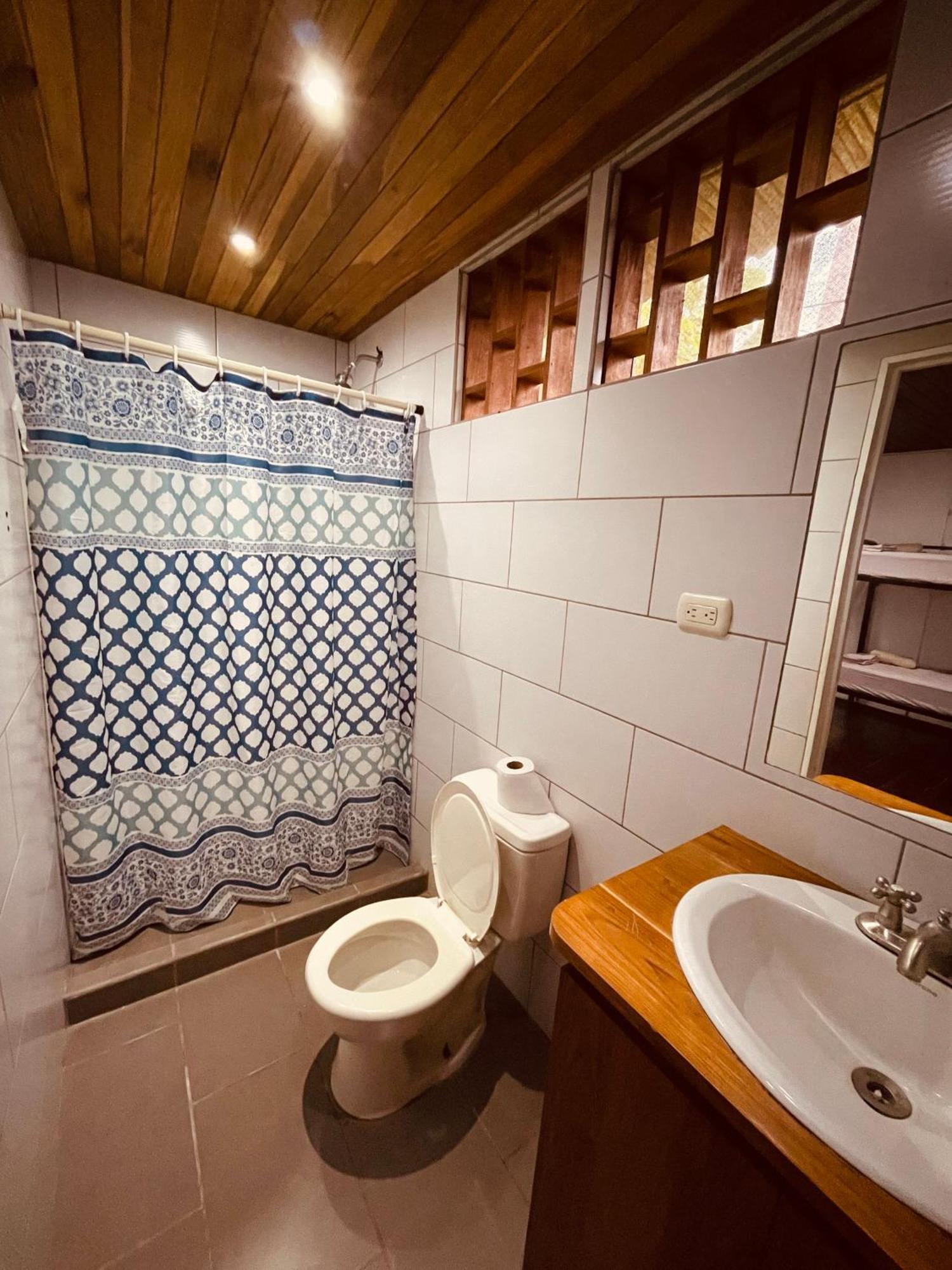 El Clan Hostel Puerto Viejo de Talamanca Dış mekan fotoğraf